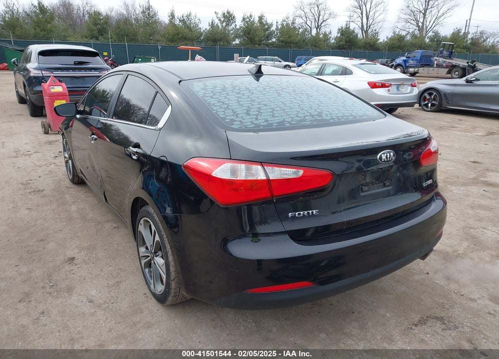 2015 KIA FORTE EX VIN: KNAFX4A84F5391115