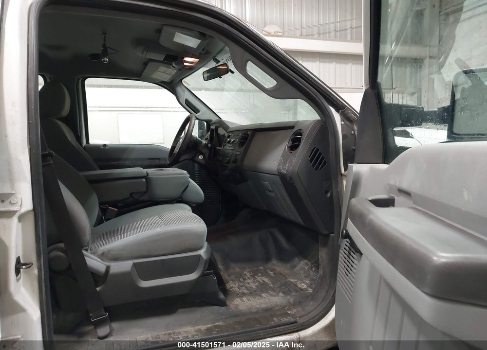 2011 FORD F-350 XL VIN: 1FT8W3BT5BEC68459