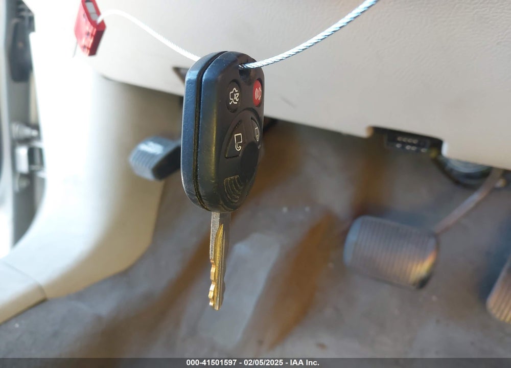 2011 FORD TAURUS SEL VIN: 1FAHP2HW0BG128015