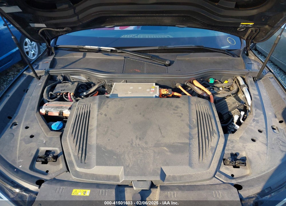 2021 AUDI E-TRON PREMIUM PLUS QUATTRO VIN: WA1LAAGE9MB002545