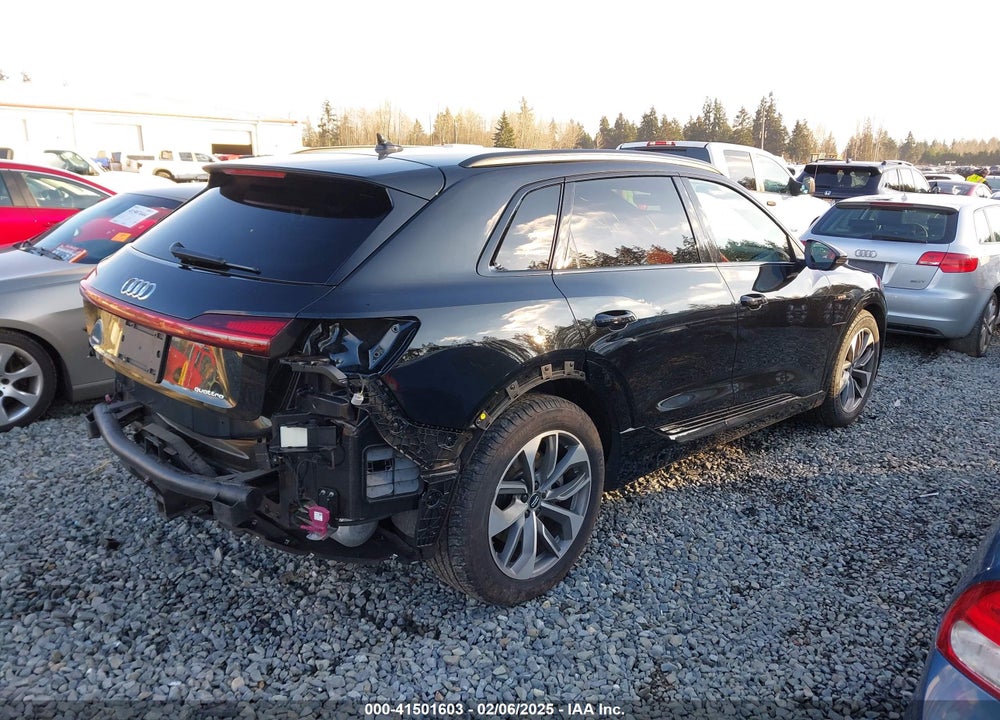 2021 AUDI E-TRON PREMIUM PLUS QUATTRO VIN: WA1LAAGE9MB002545