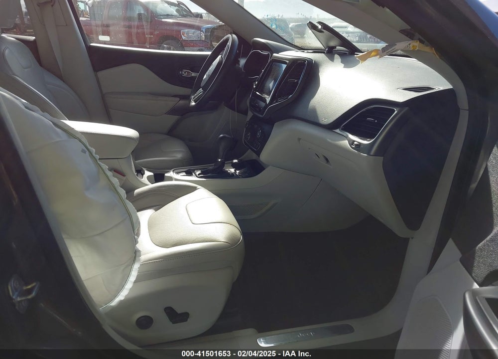 2019 JEEP CHEROKEE VIN: 1C4PJMDX3KD132966