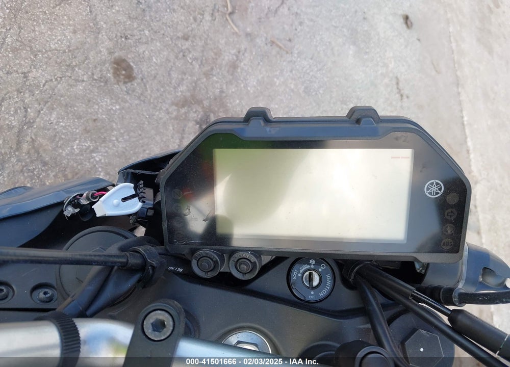 2021 YAMAHA MT-03 VIN: MH3RH20Y6MK004423