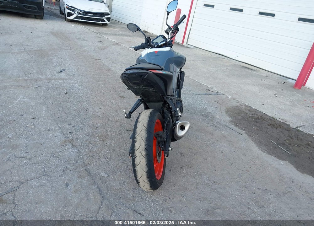 2021 YAMAHA MT-03 VIN: MH3RH20Y6MK004423