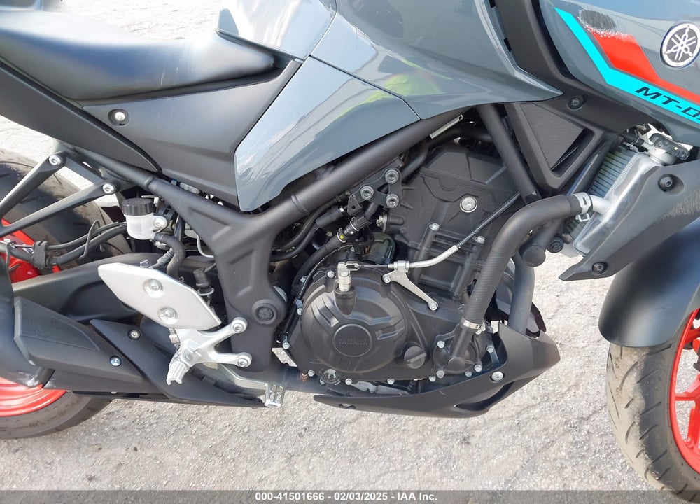 2021 YAMAHA MT-03 VIN: MH3RH20Y6MK004423