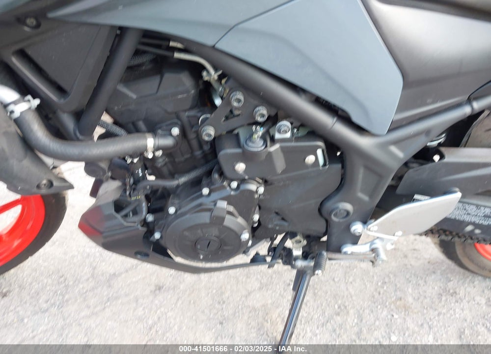 2021 YAMAHA MT-03 VIN: MH3RH20Y6MK004423