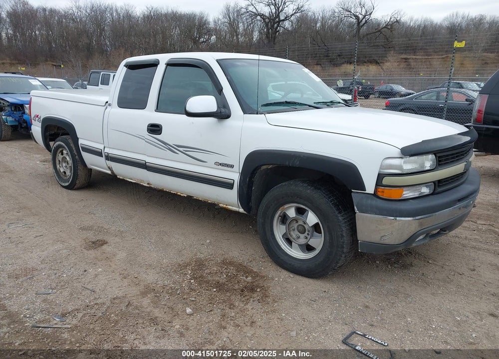 1999 CHEVROLET SILVERADO 1500 LS VIN: 2GCEK19T4X1140103