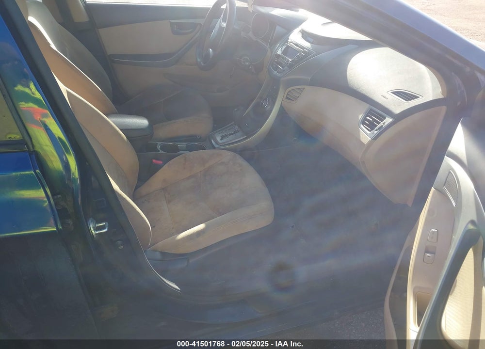 2013 HYUNDAI ELANTRA VIN: KMHDH4AE6DU871961