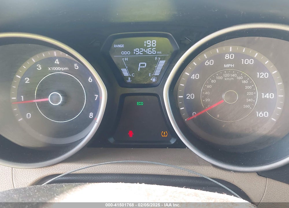 2013 HYUNDAI ELANTRA VIN: KMHDH4AE6DU871961