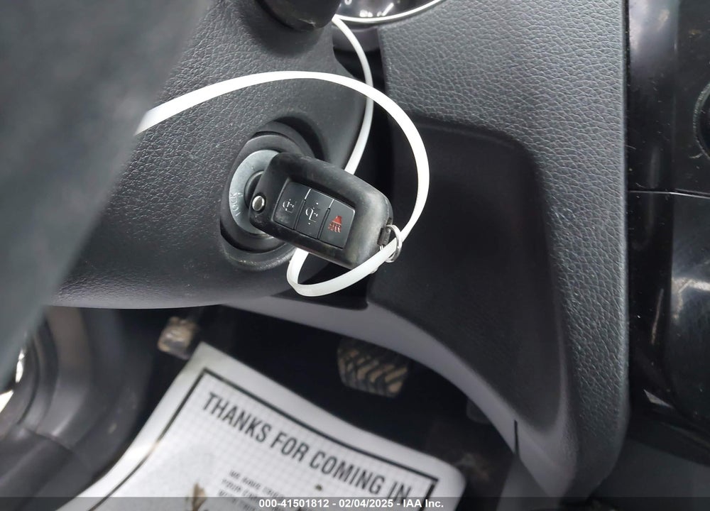 2018 NISSAN ROGUE S VIN: JN8AT2MV0JW328017
