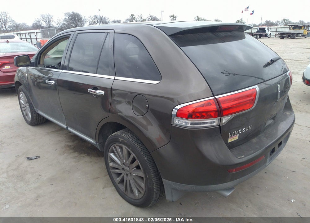 2011 LINCOLN MKX VIN: 2LMDJ6JK2BBJ10602