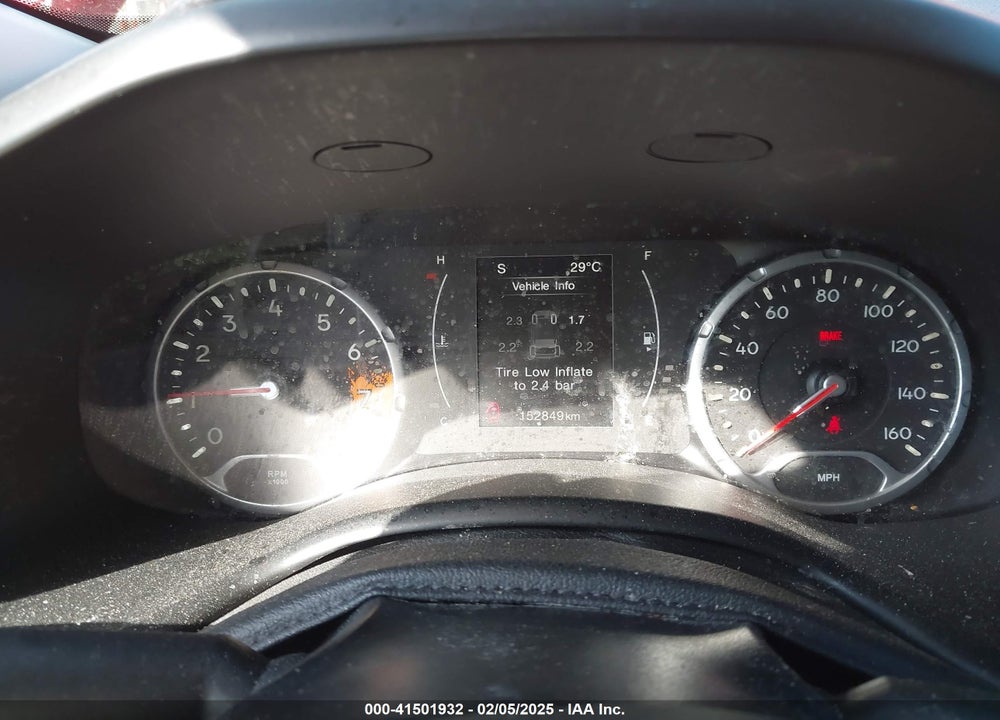 2016 JEEP RENEGADE VIN: ZACCJBBW9GPD18369