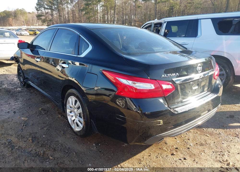 2017 NISSAN ALTIMA VIN: 1N4AL3AP1HN361346