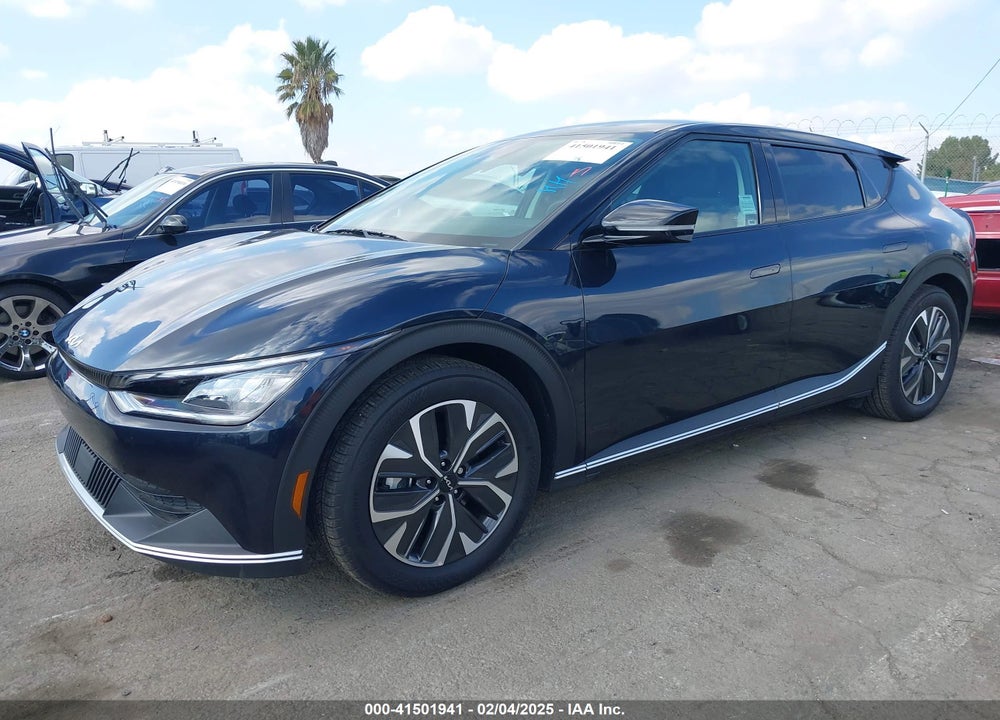 2024 KIA EV6 LIGHT VIN: KNDC34LB8R5210838
