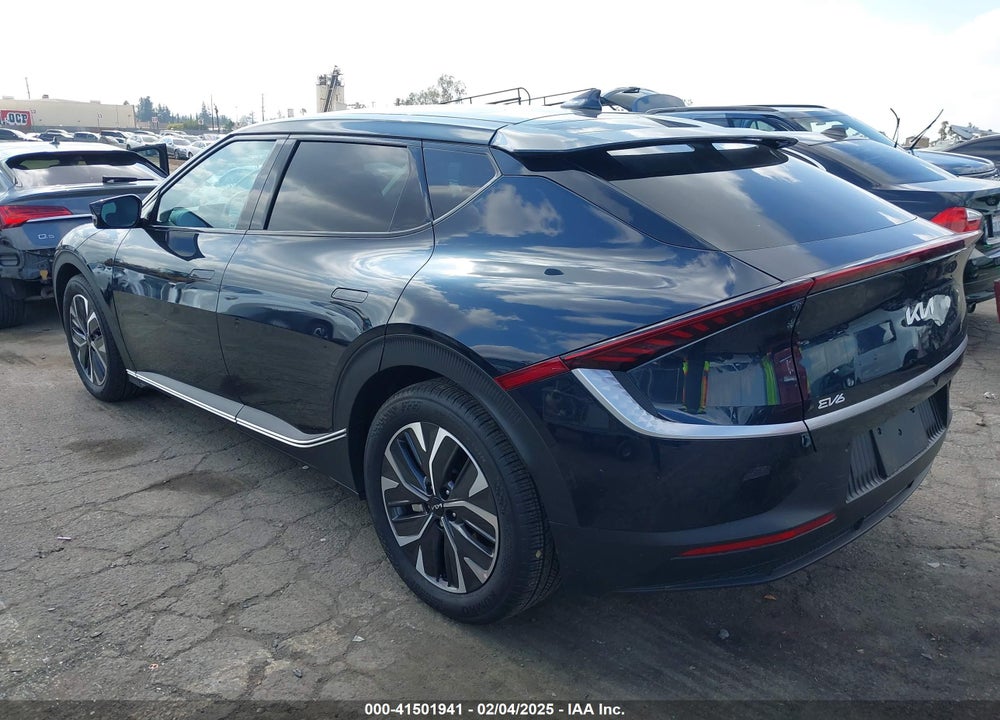 2024 KIA EV6 LIGHT VIN: KNDC34LB8R5210838