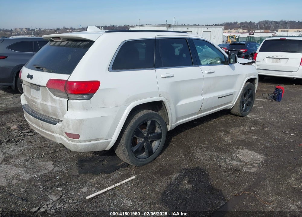 2015 JEEP GRAND CHEROKEE ALTITUDE VIN: 1C4RJFAG7FC742325