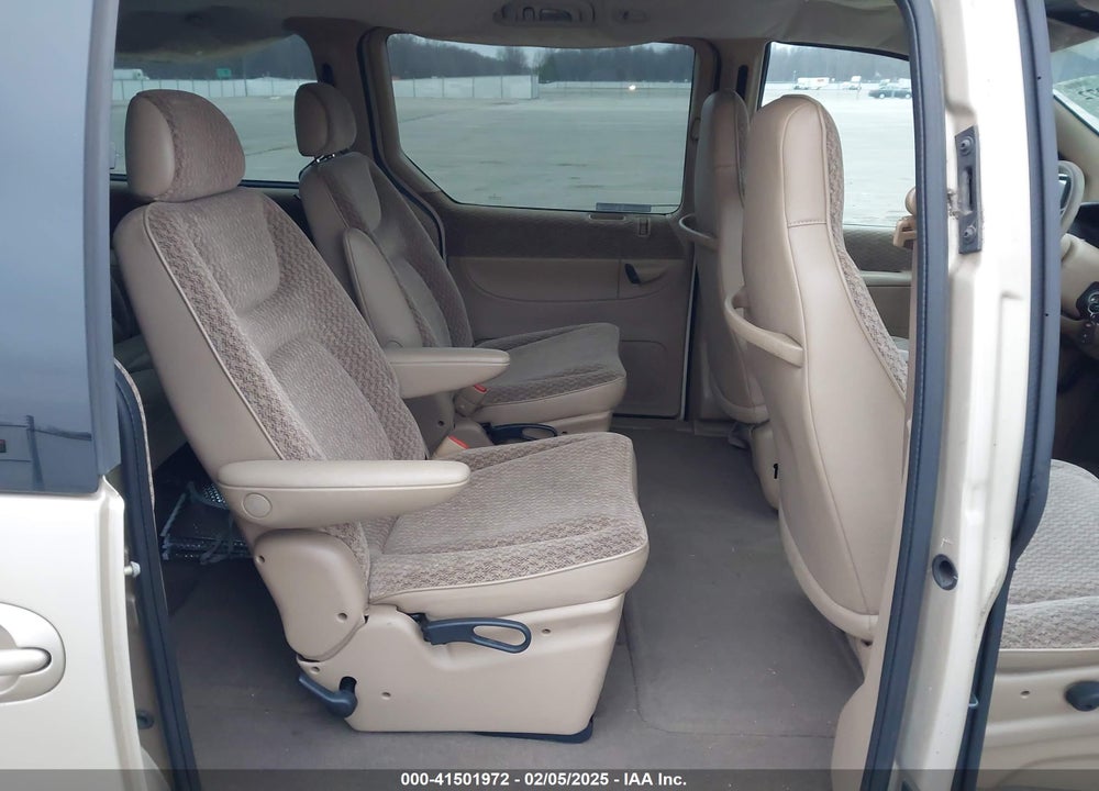 1999 DODGE GRAND CARAVAN SE VIN: 1B4GP44G8XB880093