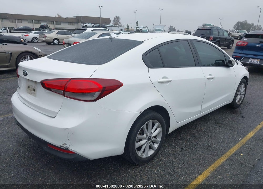 2017 KIA FORTE LX VIN: 3KPFL4A75HE066518
