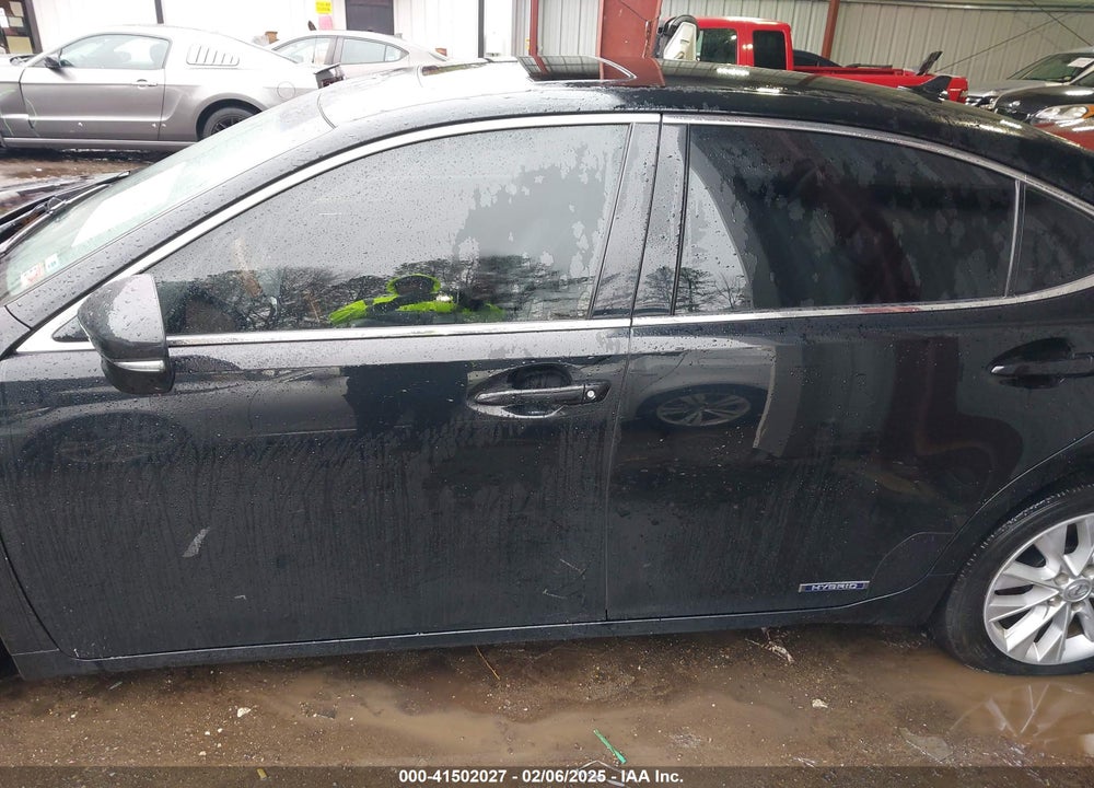 2013 LEXUS ES 300H VIN: JTHBW1GG5D2027378
