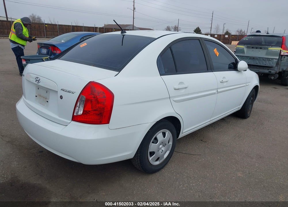 2006 HYUNDAI ACCENT GLS VIN: KMHCN46C56U008390