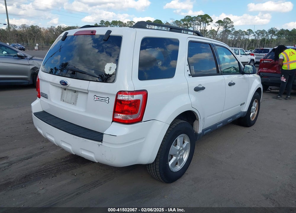 2008 FORD ESCAPE XLT VIN: 1FMCU03Z18KA43639