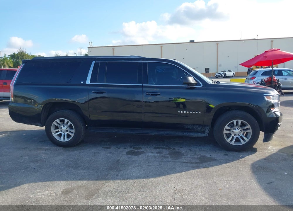 2018 CHEVROLET SUBURBAN LT VIN: 1GNSCHKC7JR111560