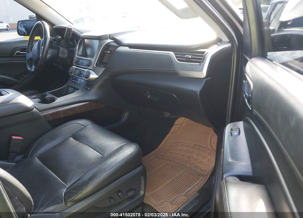 2018 CHEVROLET SUBURBAN LT VIN: 1GNSCHKC7JR111560