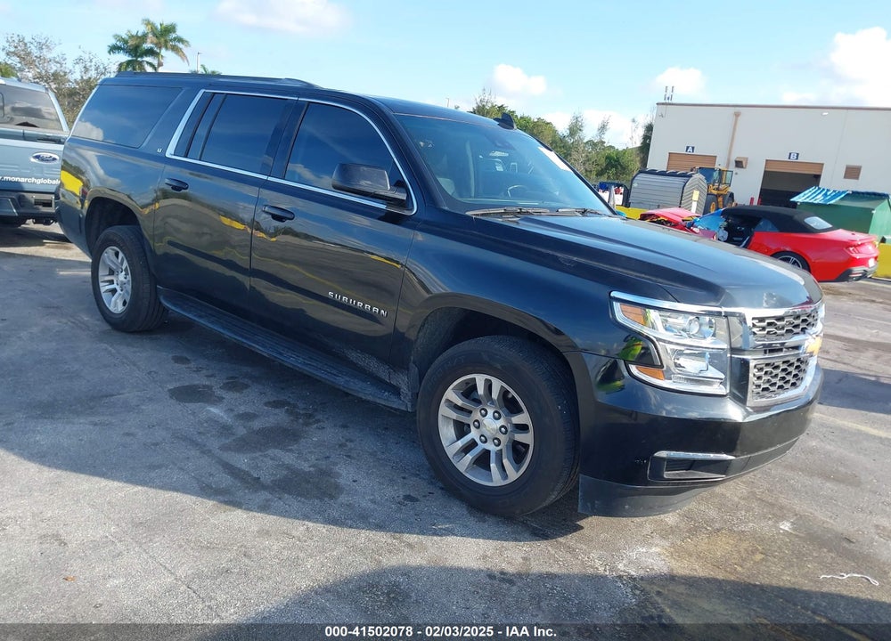 2018 CHEVROLET SUBURBAN LT VIN: 1GNSCHKC7JR111560