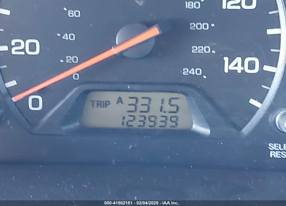 2002 HONDA ACCORD 2.3 LX VIN: 3HGCG56482G703099