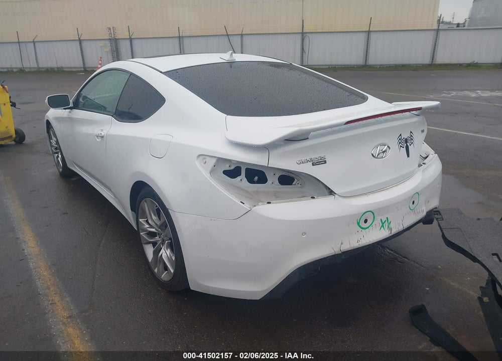 2016 HYUNDAI GENESIS 3.8 ULTIMATE VIN: KMHHU6KJ0GU136904