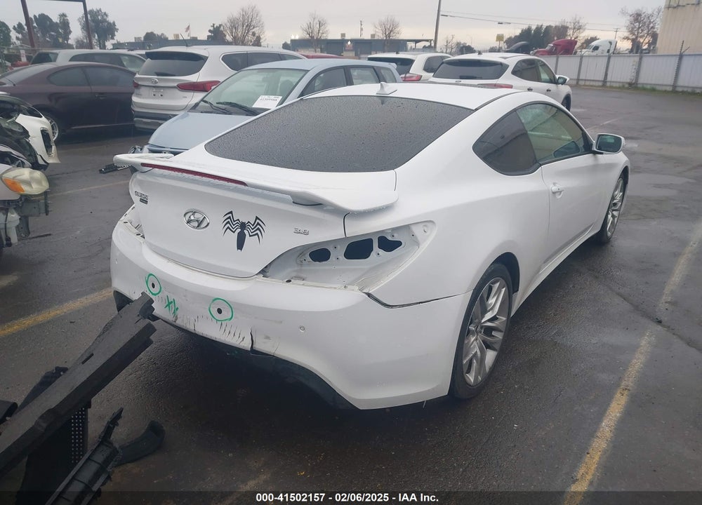 2016 HYUNDAI GENESIS 3.8 ULTIMATE VIN: KMHHU6KJ0GU136904