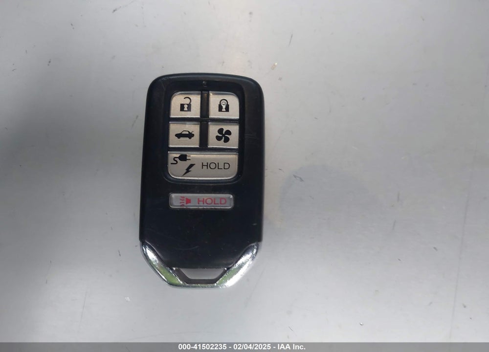 2019 HONDA CLARITY PLUG-IN HYBRID VIN: JHMZC5F36KC000792