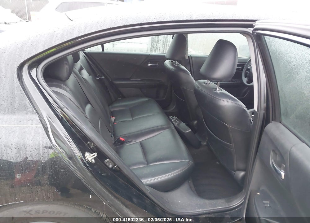 2016 HONDA ACCORD VIN: 1HGCR2F33GA211408