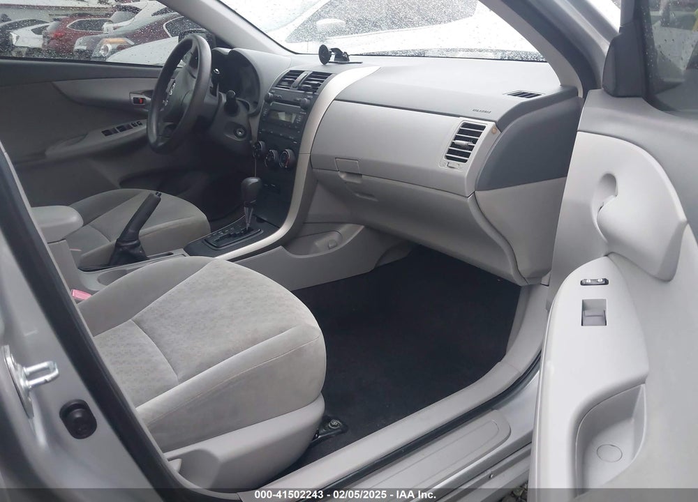 2009 TOYOTA COROLLA VIN: JTDBL40EX99022227