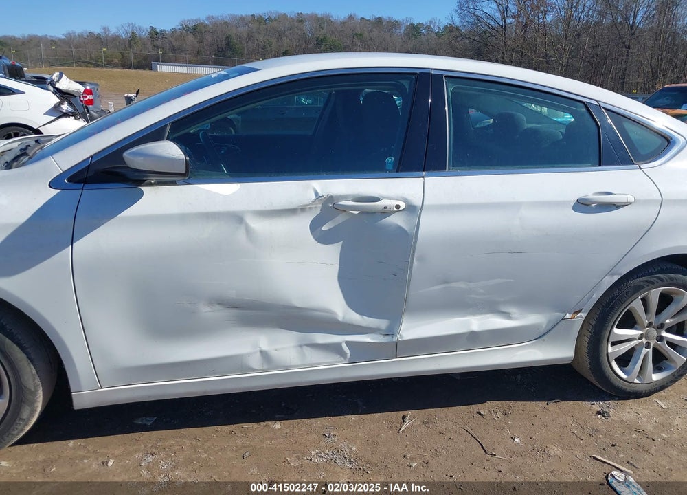 2016 CHRYSLER 200 LIMITED VIN: 1C3CCCAG4GN144170