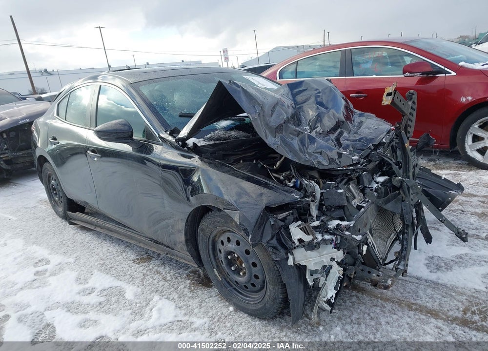 2021 MAZDA 3 PREFERRED VIN: 3MZBPBCL0MM251364