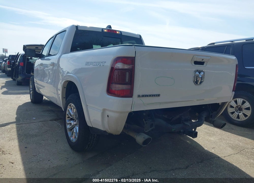 2022 RAM 1500 VIN: 1C6RREJT2NN354929