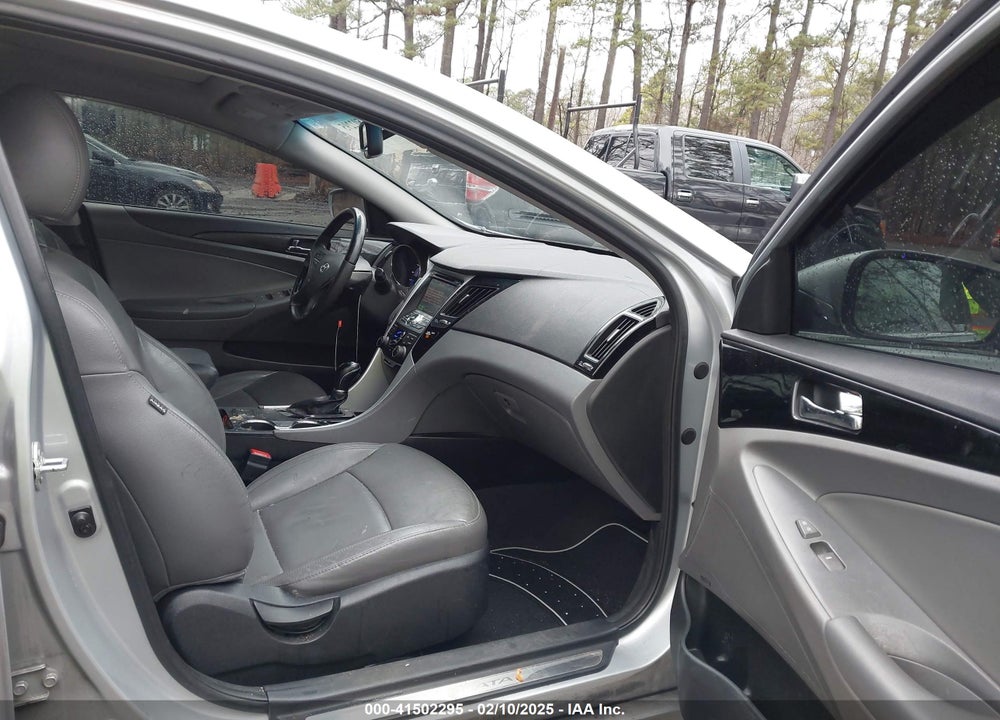 2013 HYUNDAI SONATA VIN: 5NPEC4AC8DH601906