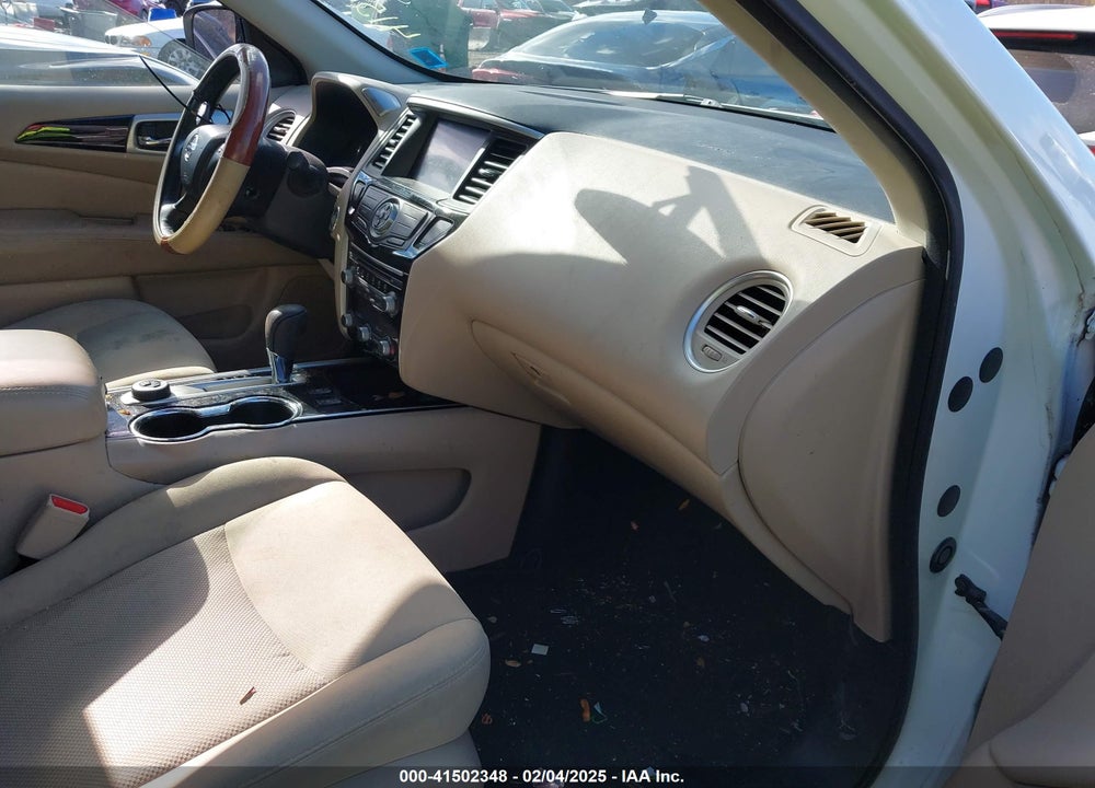 2018 NISSAN PATHFINDER SV VIN: 5N1DR2MM8JC678815