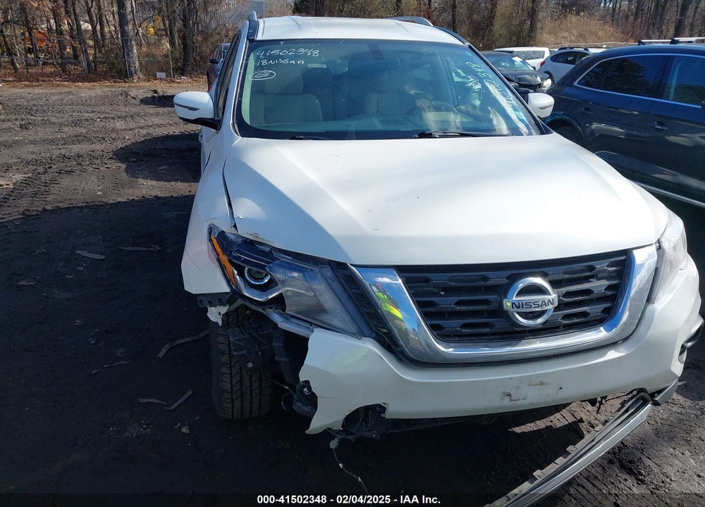 2018 NISSAN PATHFINDER SV VIN: 5N1DR2MM8JC678815