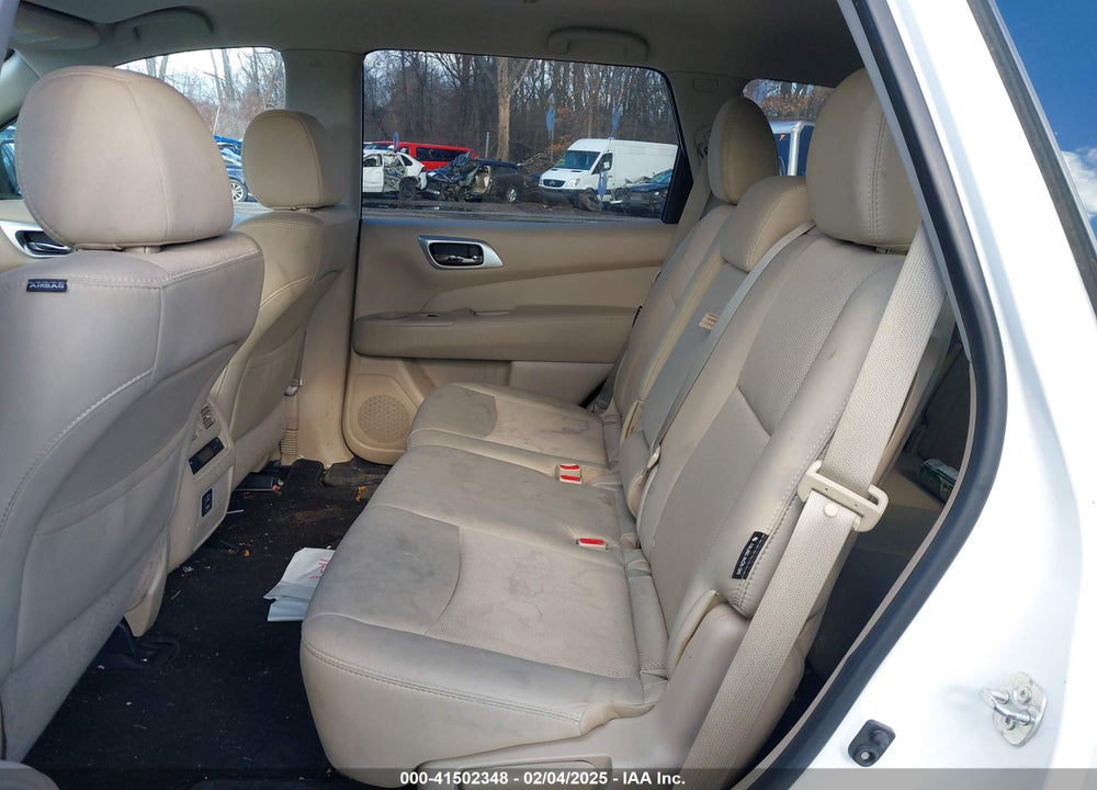 2018 NISSAN PATHFINDER SV VIN: 5N1DR2MM8JC678815