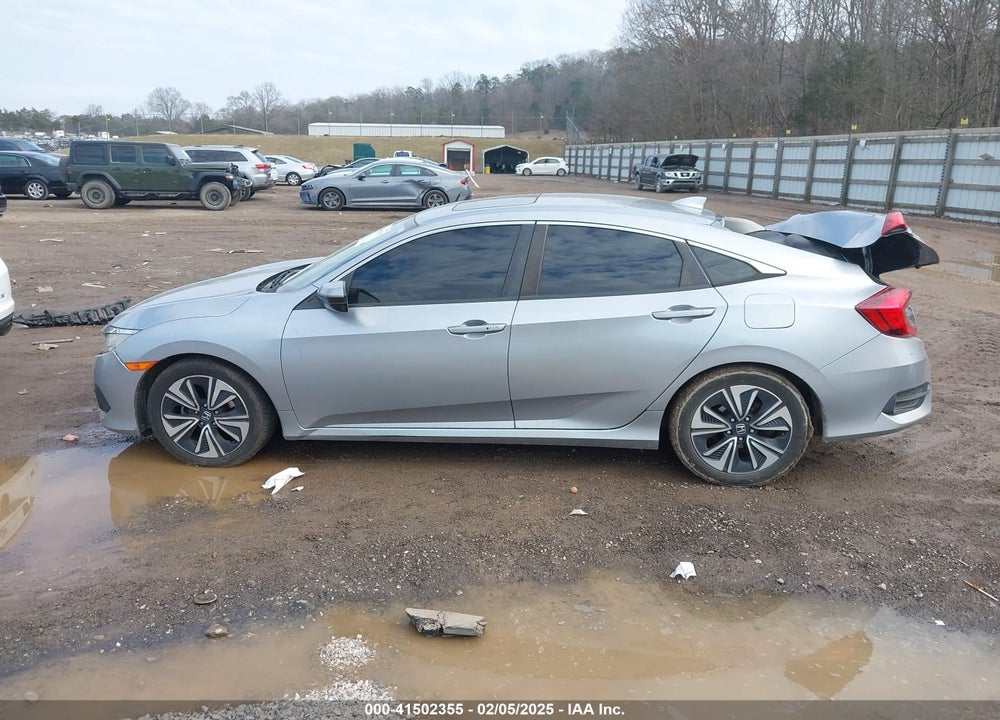 2017 HONDA CIVIC VIN: 19XFC1F31HE006059