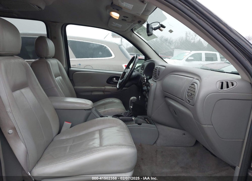 2005 CHEVROLET TRAILBLAZER EXT VIN: 1GNES16M556200724