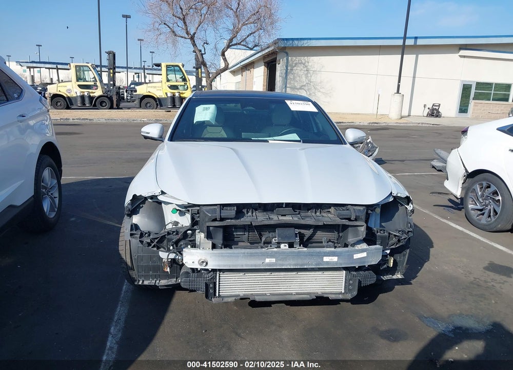 2022 GENESIS G70 3.3T RWD VIN: KMTG54TE4NU097803
