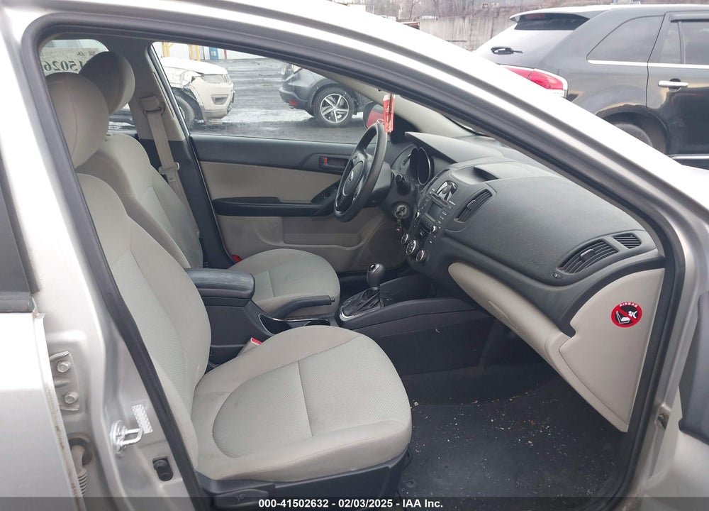 2012 KIA FORTE VIN: KNAFU4A28C5614482