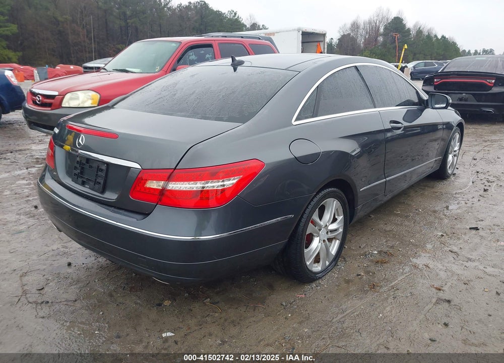 2010 MERCEDES-BENZ E 350 VIN: WDDKJ5GB9AF008693