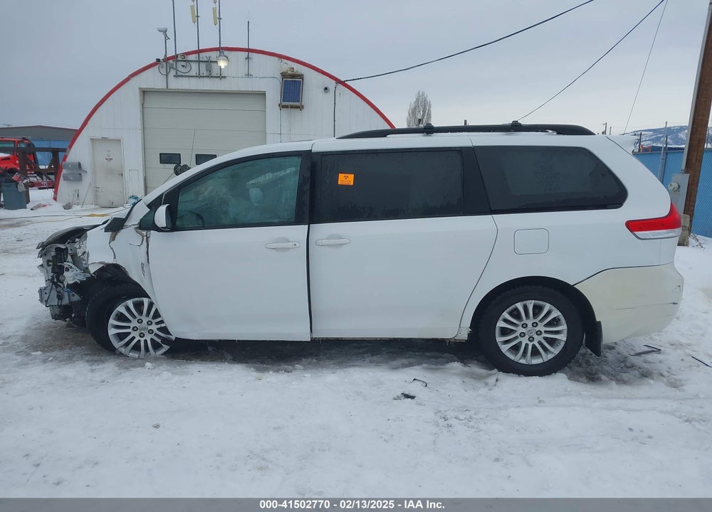 2014 TOYOTA SIENNA VIN: 5TDYK3DC9ES442525