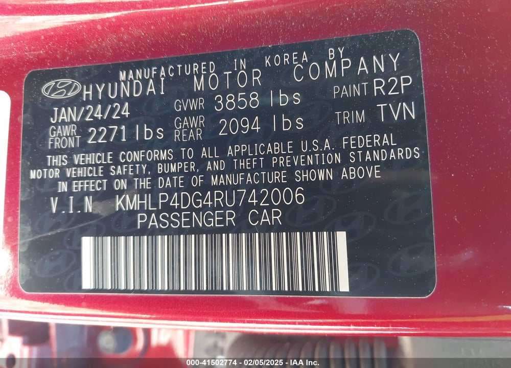 2024 HYUNDAI ELANTRA VIN: KMHLP4DG4RU742006