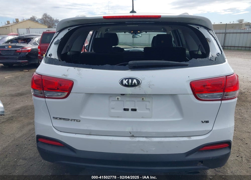 2017 KIA SORENTO VIN: 5XYPG4A55HG220798