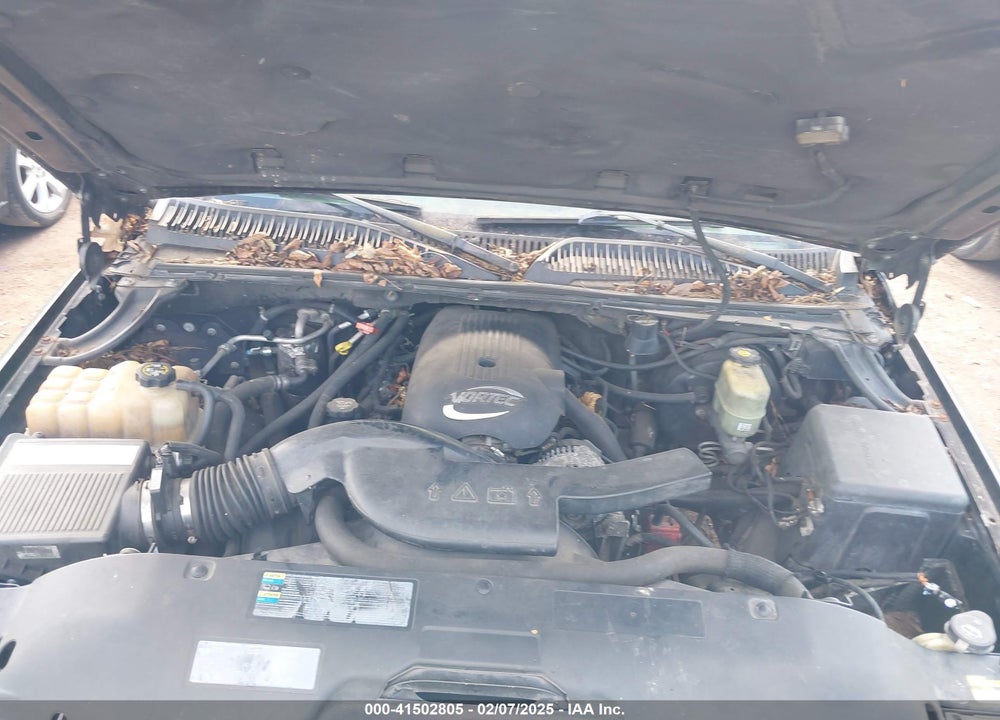 2002 CHEVROLET TAHOE LT VIN: 1GNEK13Z82R239334